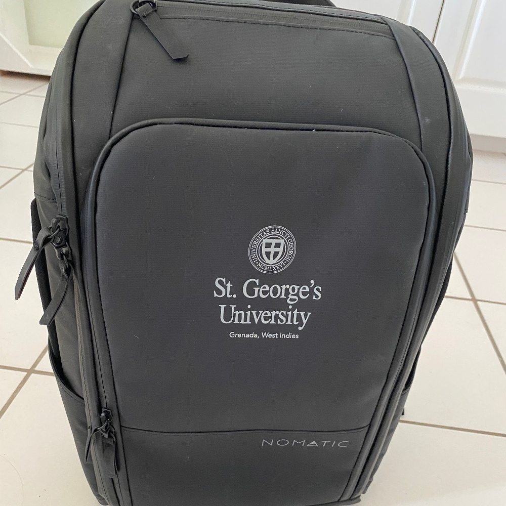 17L Nomatic Backpack - brand new